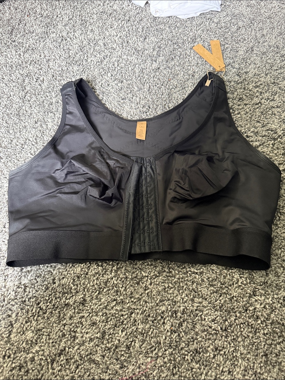 Front-Closure Wireless Comfort Bra in Black